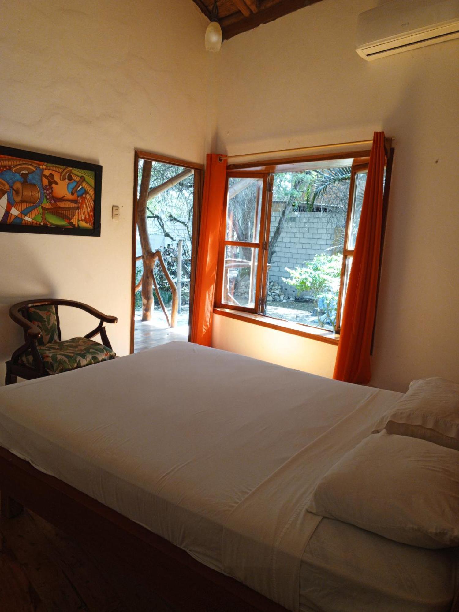 Bed And Breakfast Puerto López Exteriör bild