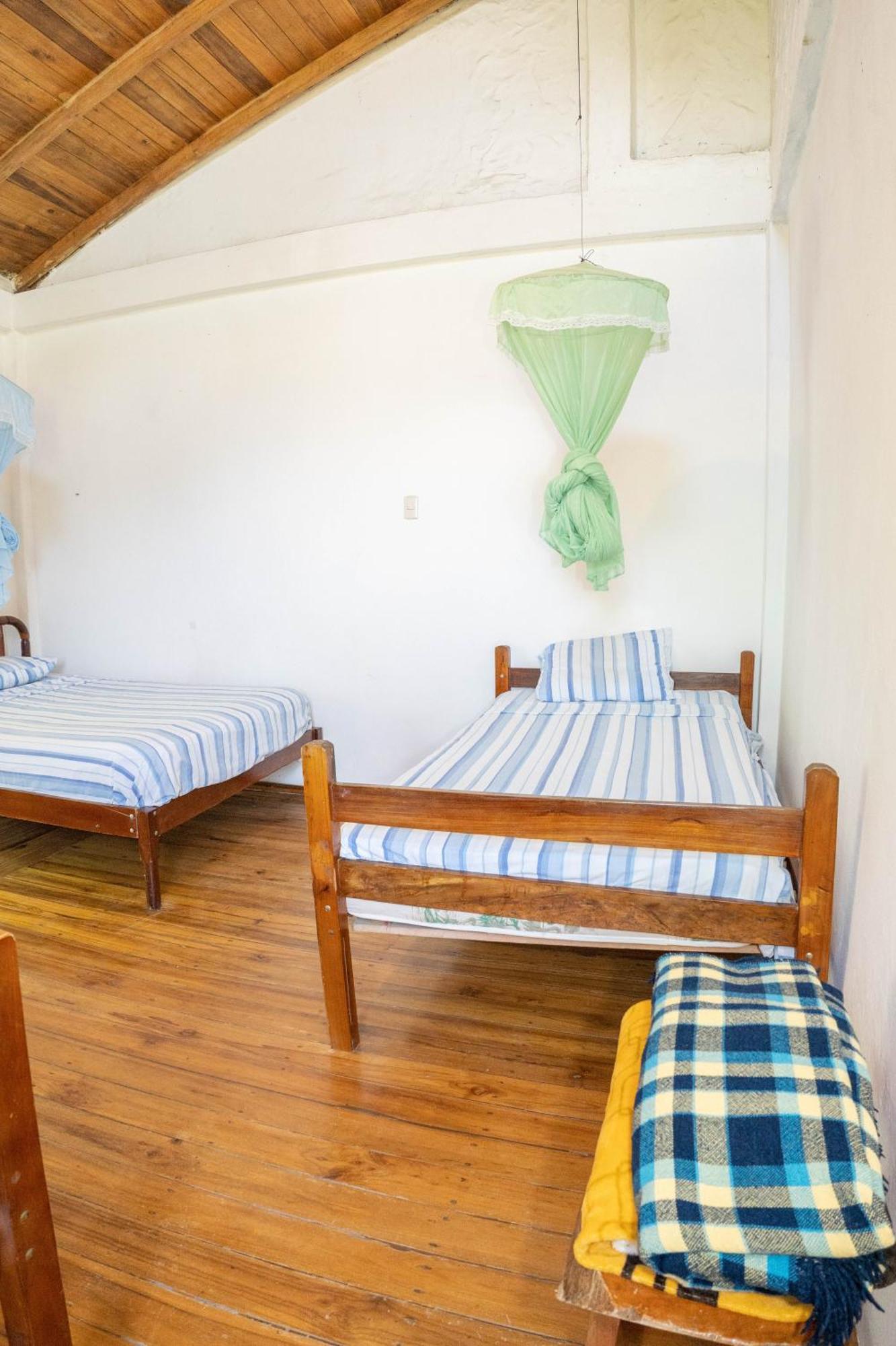 Bed And Breakfast Puerto López Exteriör bild