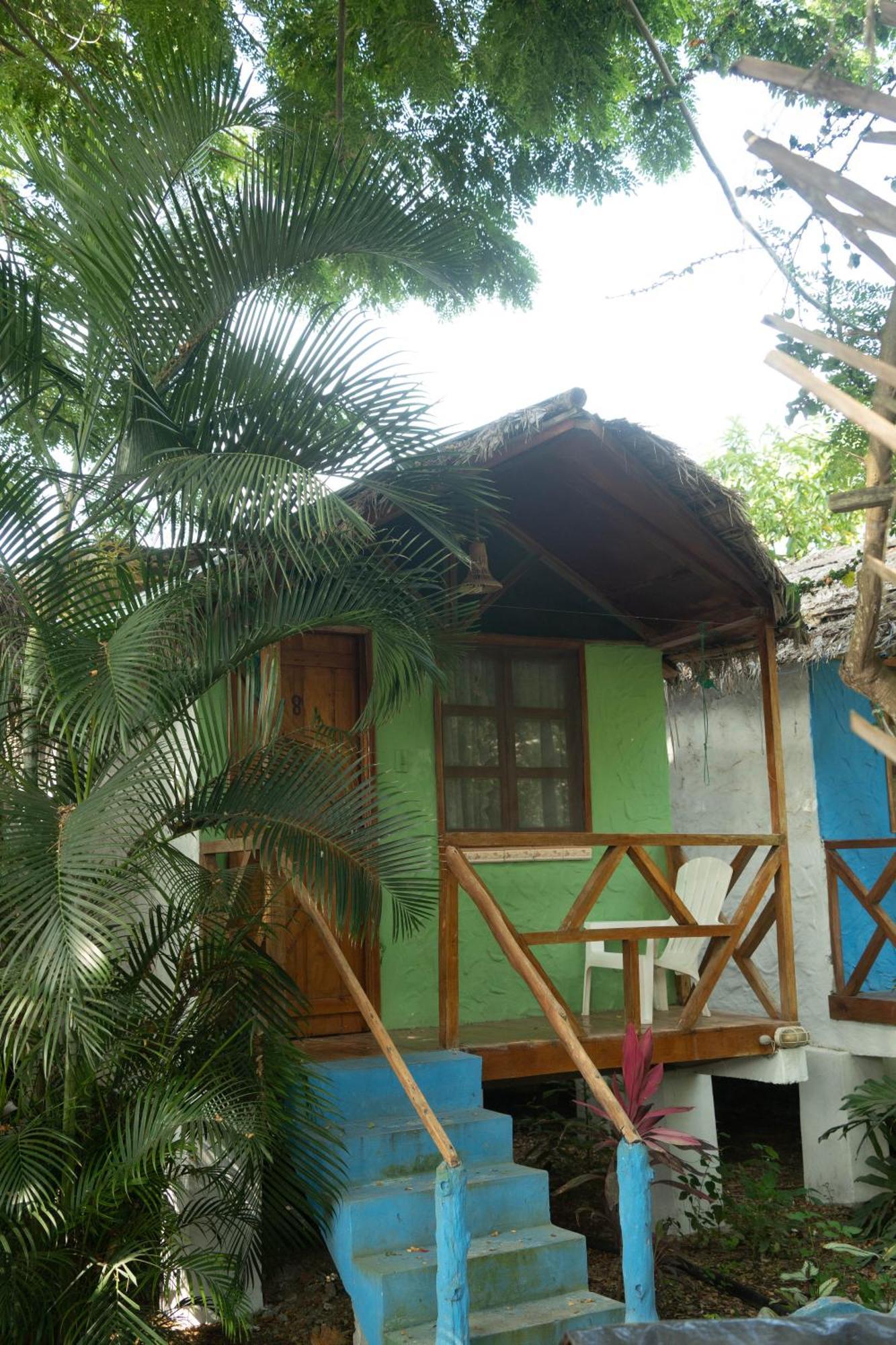 Bed And Breakfast Puerto López Exteriör bild