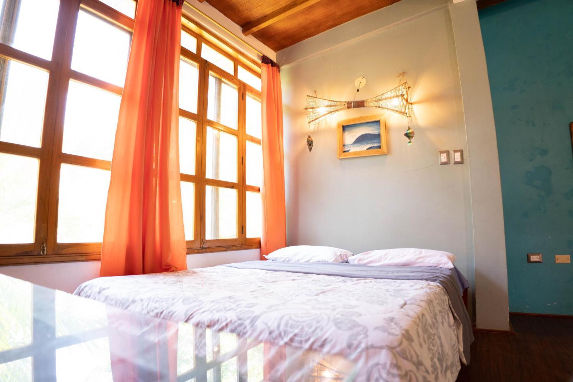 Bed And Breakfast Puerto López Exteriör bild