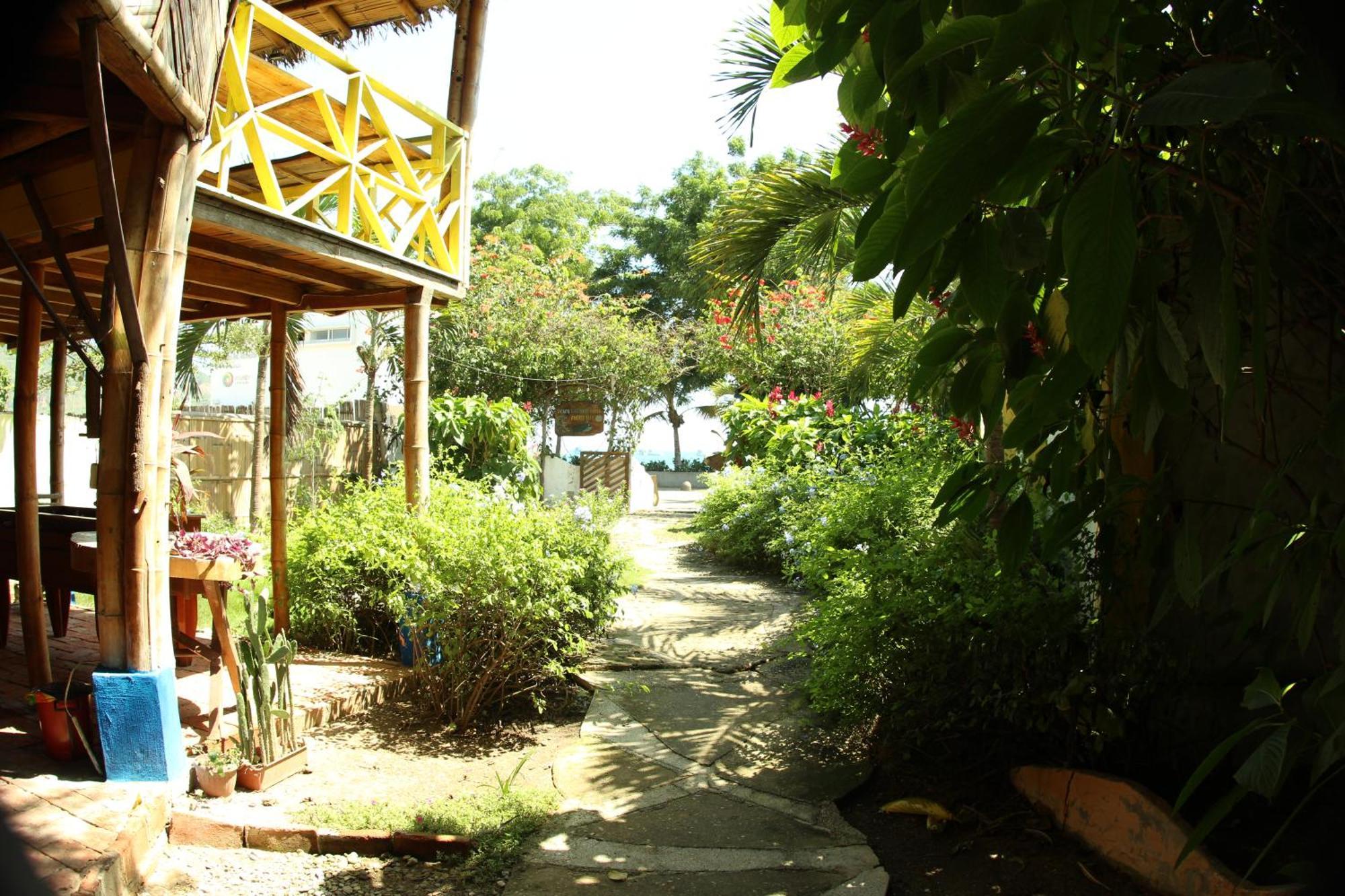 Bed And Breakfast Puerto López Exteriör bild