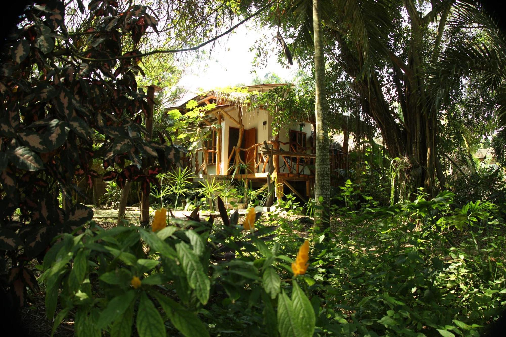 Bed And Breakfast Puerto López Exteriör bild