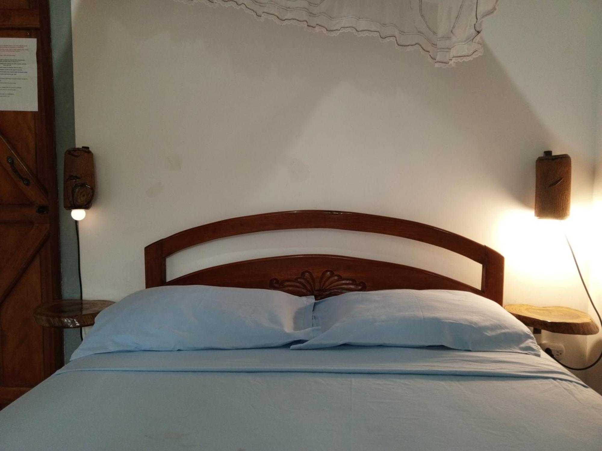 Bed And Breakfast Puerto López Exteriör bild